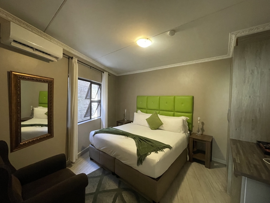 24 Bedroom Property for Sale in Amalinda Eastern Cape